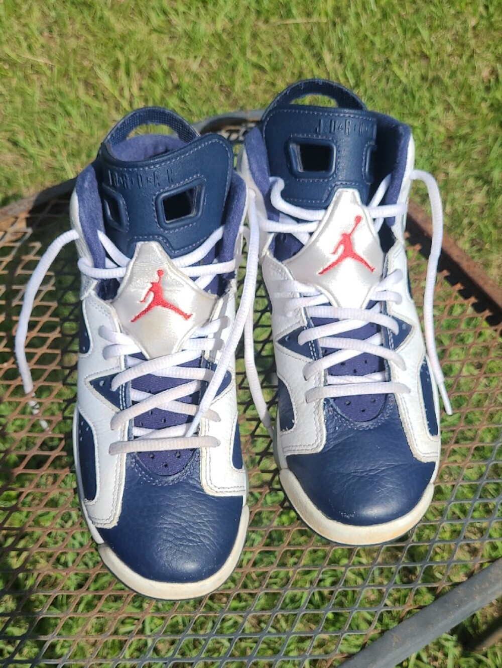 Air Jordan 6 Retro 2024 Olympic Kids Size 5.5y - Picture 4 of 12